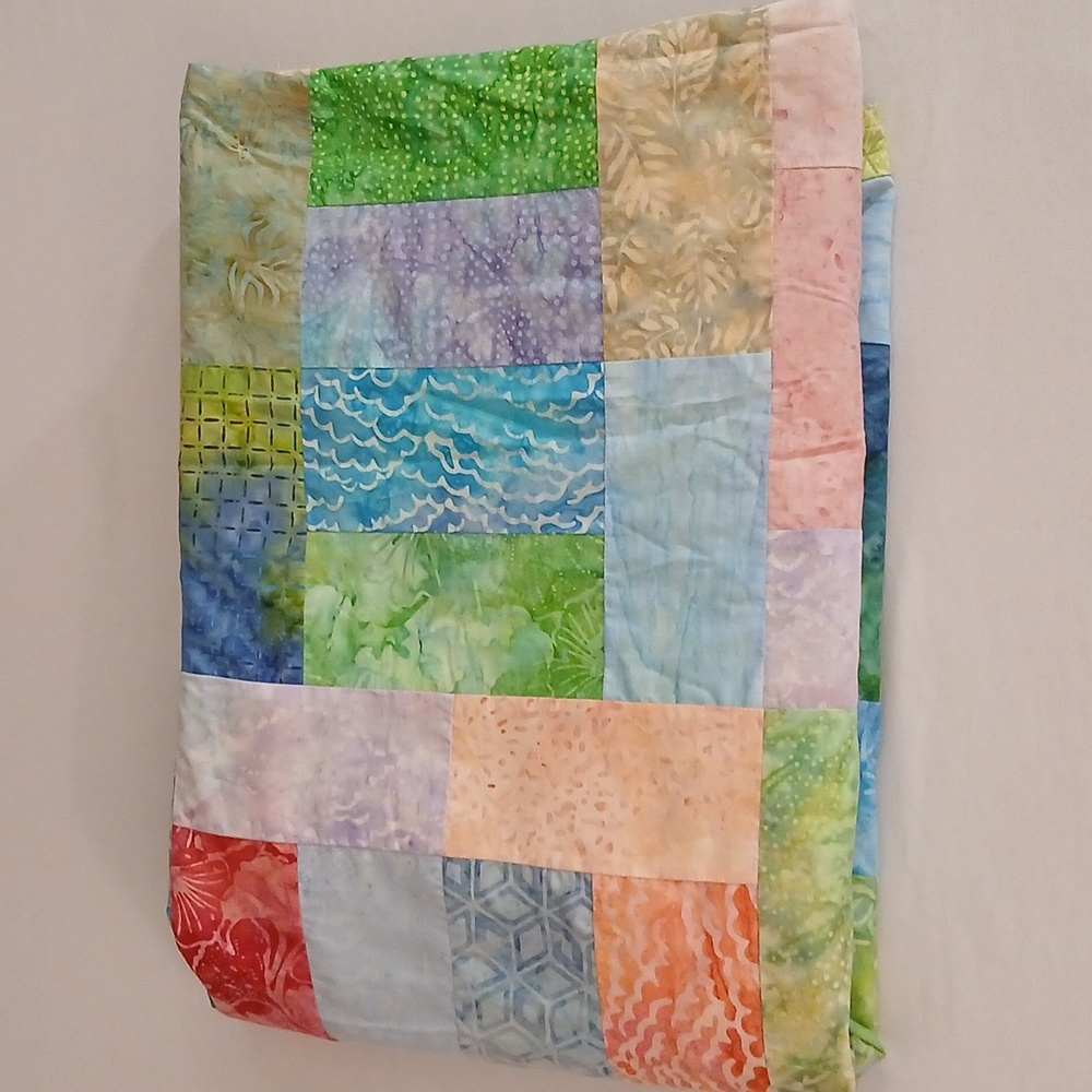 Handmade Colorful Patchwork Quilt - Picture 2 of 12